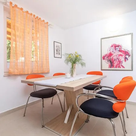 Apartment Lea