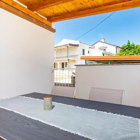 Apartment Lea